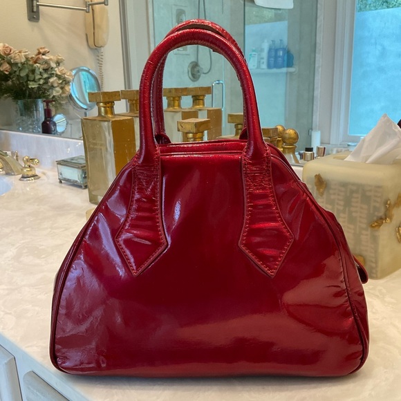 Vivienne Westwood Jasmine Red Patent Leather Handbag with Gold Glitter Detail - Picture 6 of 16